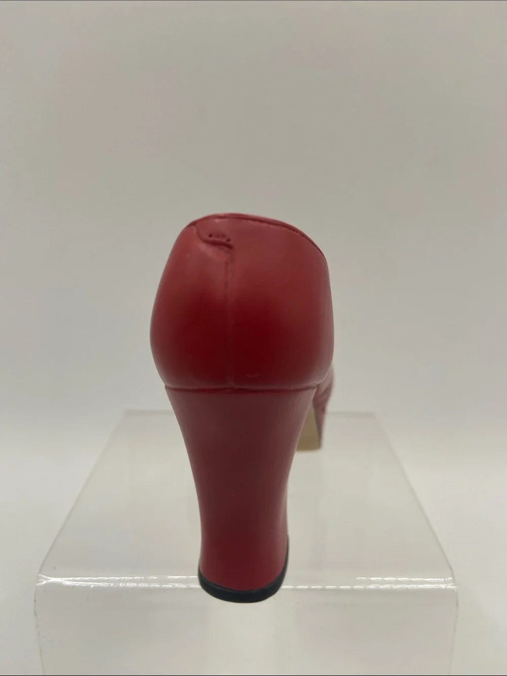 Just The Right Shoe by Raine Ravishing Red Miniature Shoe Figurine Vintage